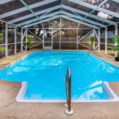 Pool House, Short Drive to Beach, Grill, Smart TV