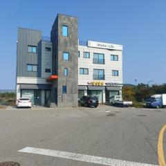 29 Play House