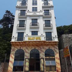 Khách sạn Galaxy