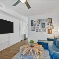 Chic & Modern 2BD Near CAE