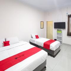 RedDoorz Syariah at Wisma Seroja Indah Duri