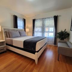 Perfectly located Pico Robertson 3 bedroom apartment Walk to restaurants WIFI TV Game Console Parking 5 minutes to Rodeo Drive
