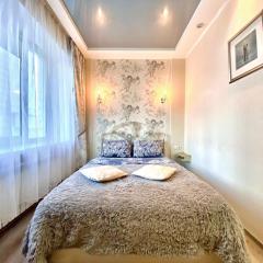 ApartPoltava Елегантна ДВОКІМНАТНА студія з панорамою на театр Гоголя, ЦУМ, Фіскальний ЧЕК