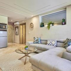 Amwaj Apt - Golden Sands and Blue Waves Beach Escape