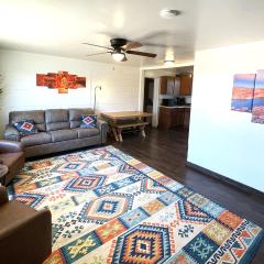 3Bd, King, Brkfst, Large TVs, WD, Sleeps 11, BBQ
