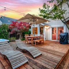 Spacious Oasis Hot Tub Backyard Garden 3BR/2BA