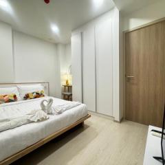 Ekamai 2 bed room