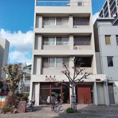 COCOSTAY 福山駅前レスタウロアバンティ JR福山駅から徒歩7分の移動に超便利な好立地 Great location 7min walk from JR sta