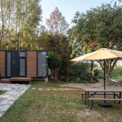 Gandan Inn 2 by Tiny Away