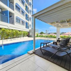 Elegant Studio with balcony unit 625 - 6th floor - near Ateneo De Cebu - High speed internet - Northwoods Place