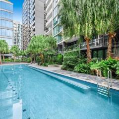 Luxury Stay With City View - Free Parking,Pool,Wifi