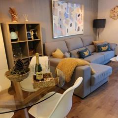 EL ÚNICO apartment with jacuzzi and art