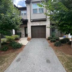 Meadowstone Lane Haven - Modern Atlanta Stay