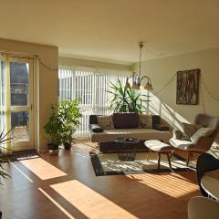 Charming ROOM in a Cozy Home in Stege