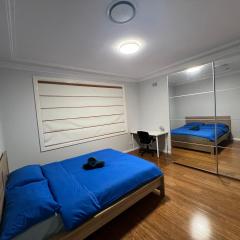 4 Yellow Room