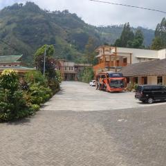 Km 31 Sujono Guesthouse