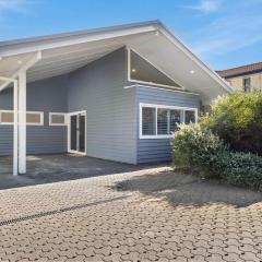 Sawtell Beach Shack 1
