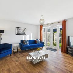 NEW Prestbury Place by Signature Stays - 5 Bedroom House Near Cheltenham Racecourse
