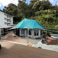 Private Glamping Tent and Jacuzzi in Brinchang