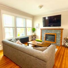 The Rustic Home Albany NY - 3 Bedroom Private Second Floor Apartment
