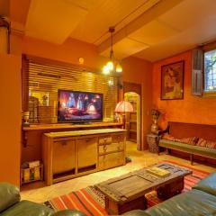 6 Mi to Dtwn Portland Historic Apt Near Trails!
