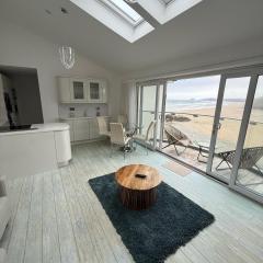 Stylish beachfront penthouse