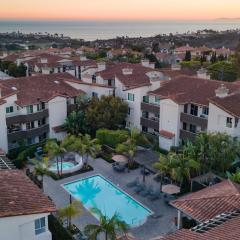 Walk to Beach Pool Hot Tub Private Patio Parking Seabreeze Retreat
