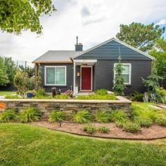 Prime Location Home with Hot Tub l Midtown