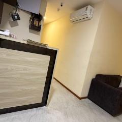 Hotel Marine Line Near Churchgate