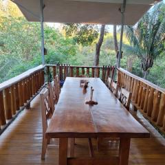 Eco-Turismo Guayacanes
