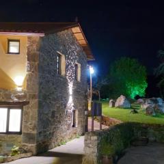 As Penedas, Casa dos Arcos