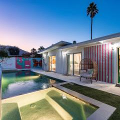 Lux Villa 5BR Pool, Putting Green, Bikes, Views!