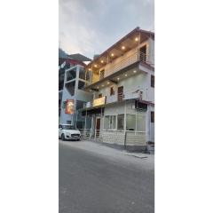 Gaurs home stay badrinath Highway, Pandukeshwar