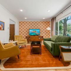 Spacious 4BD - Games & Backyard - Central Location