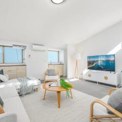 Cozy 5 BR Family Home in Balmain 4KM CBD