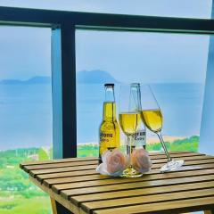 Whale x Sea View Hotel Apartment