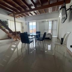 Apartamento Lof, Dúplex, iluminado, bueno , céntrico y bien ubicado en Laureles estadio