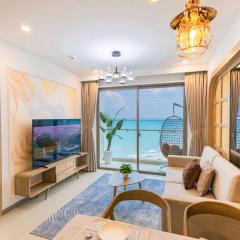The Song Apartment 5 stars Rex House