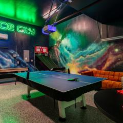 Space City - Prof Design, Game Room, King Bd