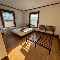 Warm and Cozy 4Bd 2Bath