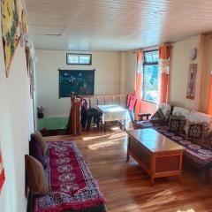ZULUK HOMESTAYS Mountain inn