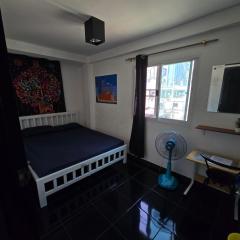 Jatujak Bangkok guesthouse R 03-06
