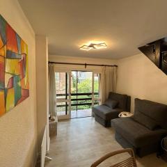 Departamento tipo duplex cerca de todo pero con la tranquilidad del bosque