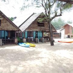 Sunrise Chalet