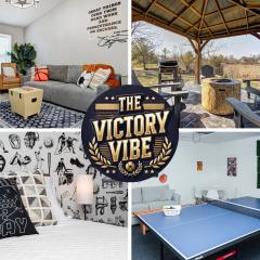 5 min to Grand Park, Ranch Style Home with King Bed, FirePit, Ping Pong, & Fun Games