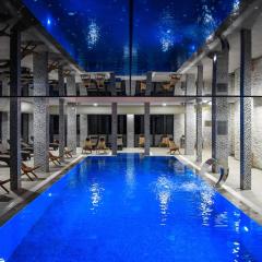 Alexander Resort