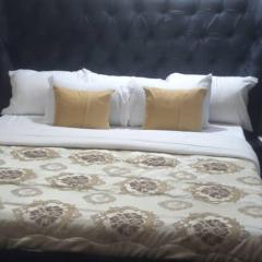 Visbury Hotel and Suites