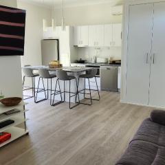 Apartment Hobart Two Bedroom Self Contained in Geilston Bay