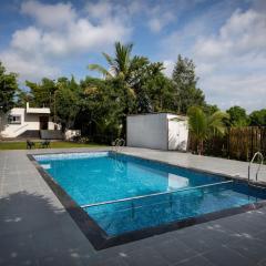 CosmicStays Casa Ivory Private Pool Villa near Mulshi