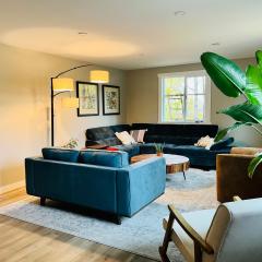 Modern Midtown Base Camp with 3 Luxe King Beds